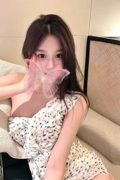 新人 りこちゃん